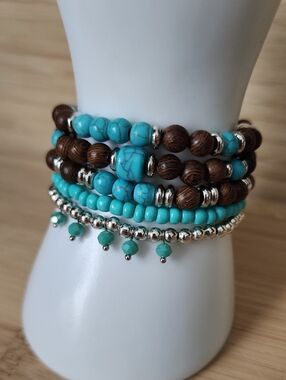 🆕️Turquoise and Brown Beaded Bracelet Set